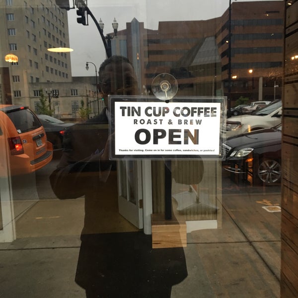 Photo taken at Tin Cup Coffee by Ronald Clayton S. on 11/2/2015