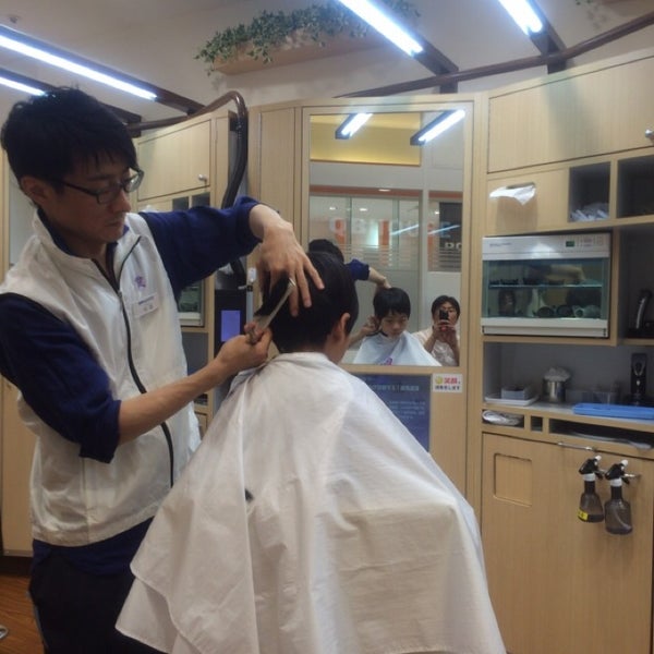 Photos At Qbハウス Salon Barbershop In 箕面市