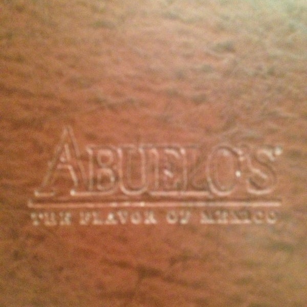 รูปภาพถ่ายที่ Abuelo&#39;s Mexican Restaurant โดย Bobby M. เมื่อ 6/7/2013
