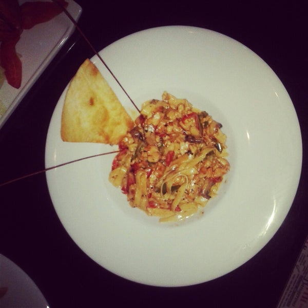 Роял бистро. Royal bistro волжский. Роял бистро. Роял бистро мончегорск меню. Роял бистро мончегорск.