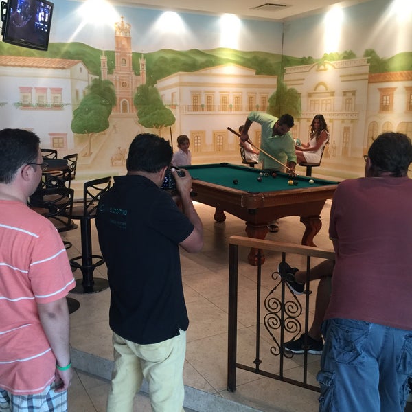 Foto diambil di Crown Paradise Club Puerto Vallarta oleh Jesus C. pada 5/5/2015