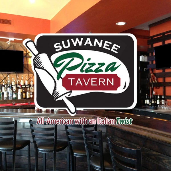 Снимок сделан в Suwanee Pizza Tavern пользователем KW C. 9/11/2013