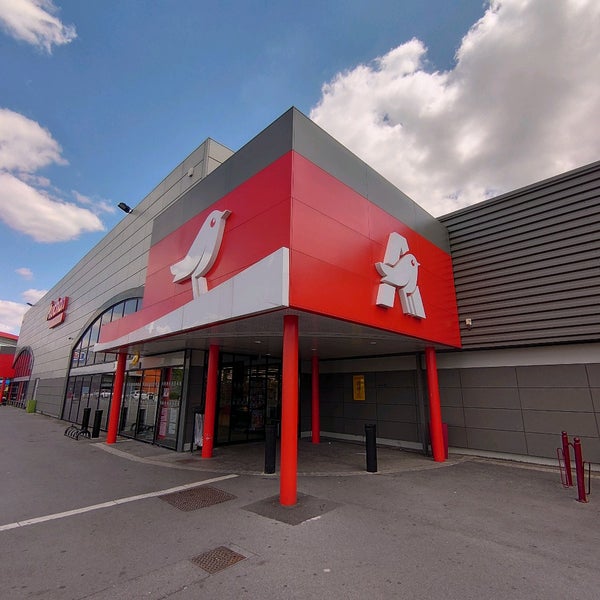 Photos At Les Halles D Auchan Avenue Sylvie