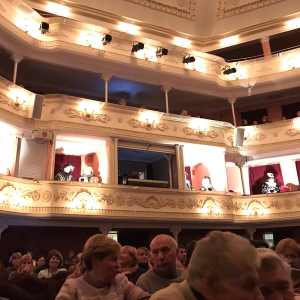 Das Foto wurde bei Театр ім. Лесі Українки von Alexey F. am 11/26/2018 aufgenommen