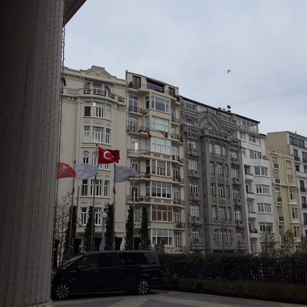 รูปภาพถ่ายที่ Park Bosphorus Istanbul Hotel โดย Saleh เมื่อ 11/25/2023