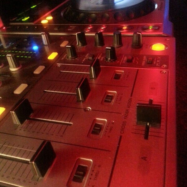 Оренбург ночной клуб колизей