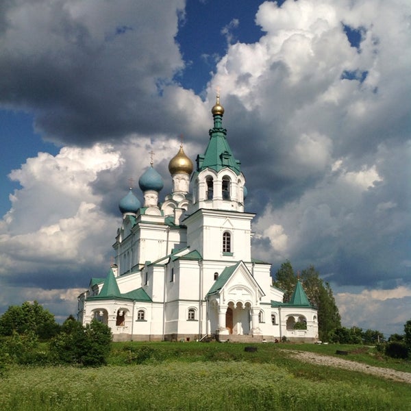 Церковь Вознесения в селе Городня