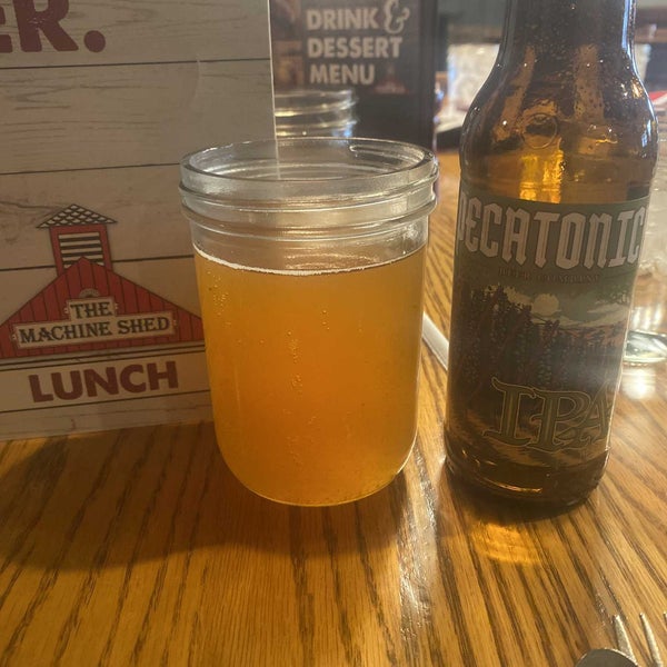 Machine Shed Restaurant 30 tips