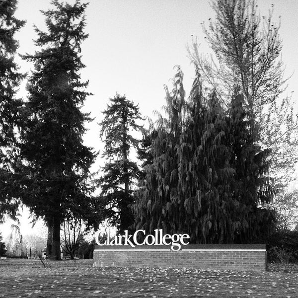 11/21/2013 tarihinde Ronnie B.ziyaretçi tarafından Clark College'de çekilen fotoğraf