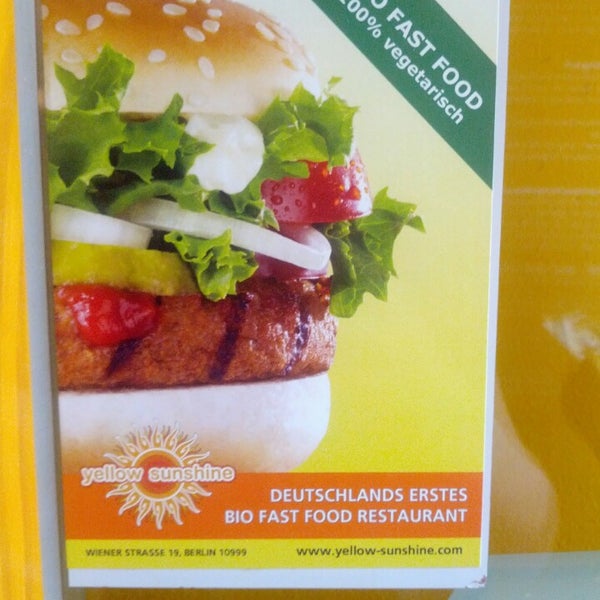รูปภาพถ่ายที่ Yellow Sunshine Burger โดย avigail a. เมื่อ 8/8/2013
