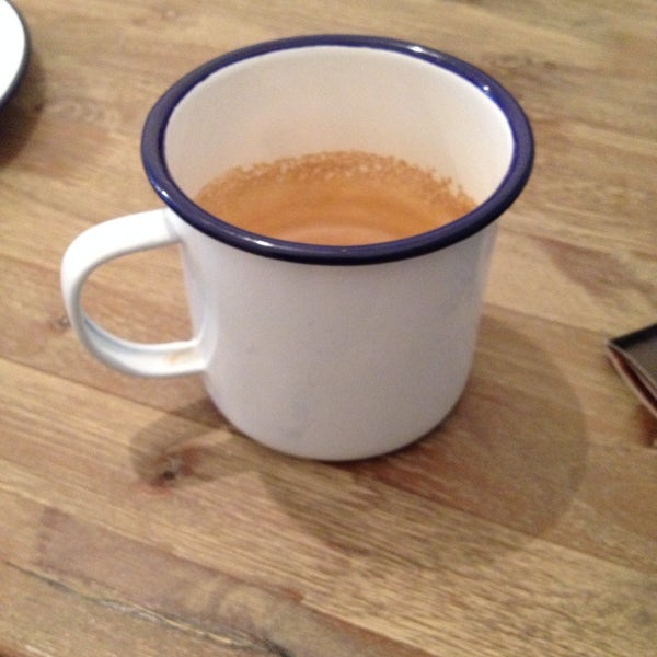 A flat white gets served in a huge mug, but it still tastes good!