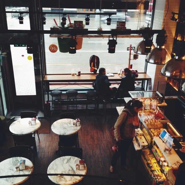 9/15/2013에 Tatiana T.님이 Brasserie Koffee Times에서 찍은 사진