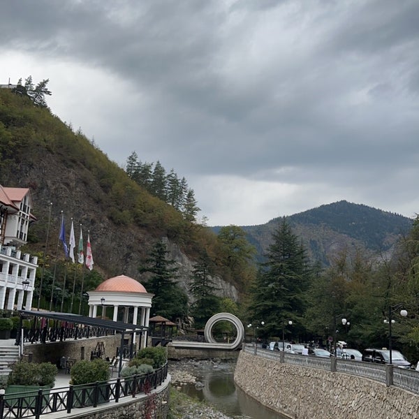 Crowne Plaza Borjomi