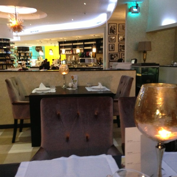 2/28/2013 tarihinde Mohammed A.ziyaretçi tarafından Italianissimo Restaurant &amp; Cafe&#39;'de çekilen fotoğraf
