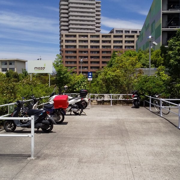Mozoワンダーシティ バイク置き場 山田区の駐車場