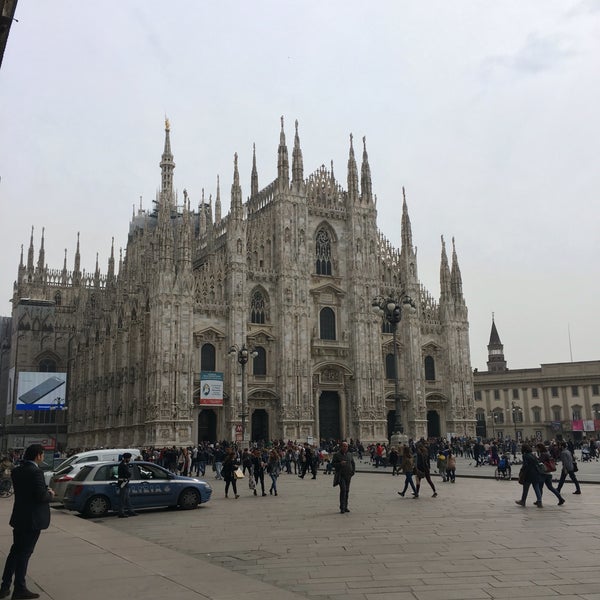 4/8/2016 tarihinde Fernando M.ziyaretçi tarafından Duomo di Milano'de çekilen fotoğraf
