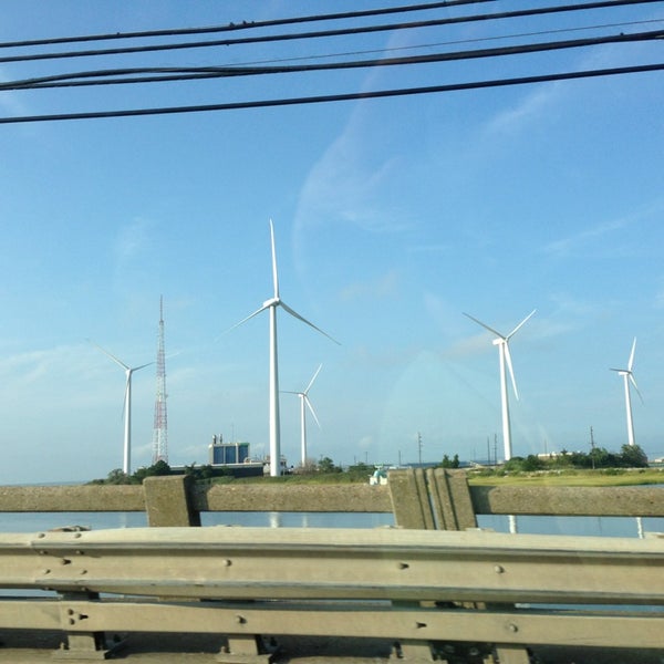 Wind flaot atlantic. Морские ветроэлектростанции. Швеция зеленая энергетика. Судно командор имо 9005285. Atlantic wind.