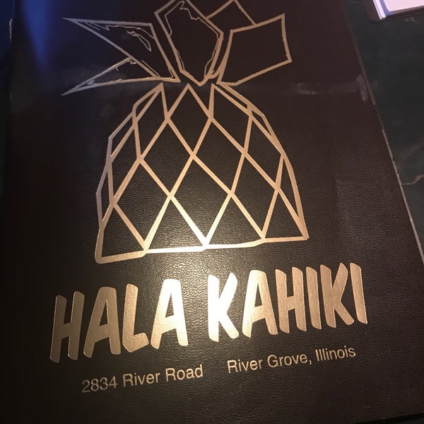 Foto tomada en Hala Kahiki Tiki Bar &amp; Lounge  por Martina S. el 3/25/2018