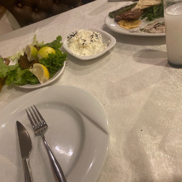 Foto diambil di Maşagah Restaurant oleh Çağatay pada 12/20/2023
