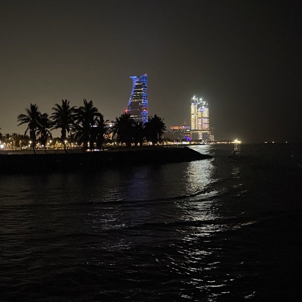 Foto scattata a Jeddah Waterfront (JW) da ضِبا il 5/10/2024