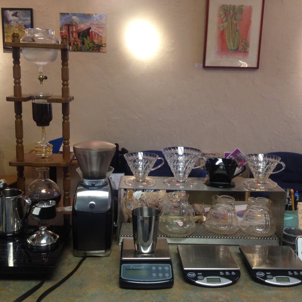 6/29/2013 tarihinde New World Coffee Houseziyaretçi tarafından New World Coffee House'de çekilen fotoğraf