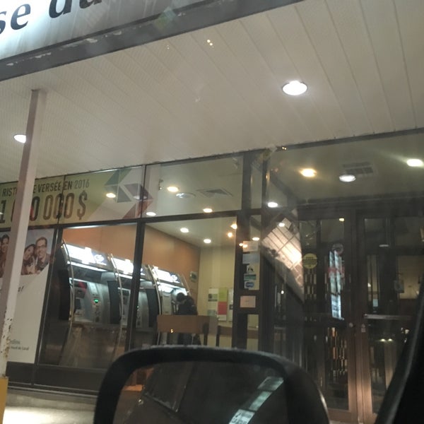Caisse populaire Desjardins Bank in Fabreville
