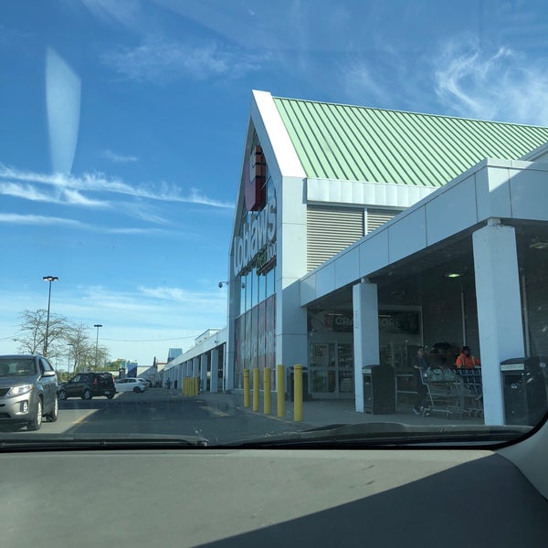 South Keys Shopping Centre South KeysGreenboro West 2210 Bank St