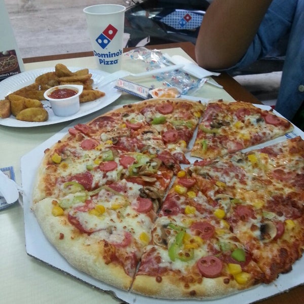 Domino�s Pizza Adana�da Pizzacı