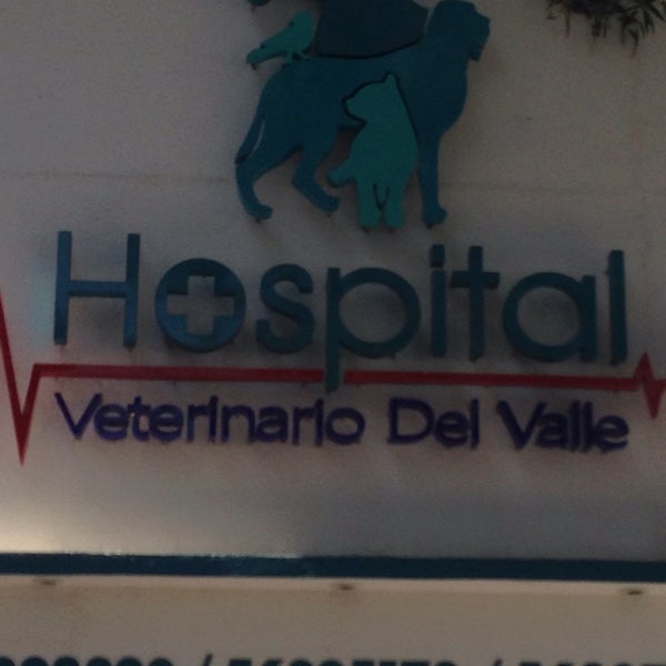 Photo taken at Hospital Veterinario del Valle by Albert R. on 4/11/2014