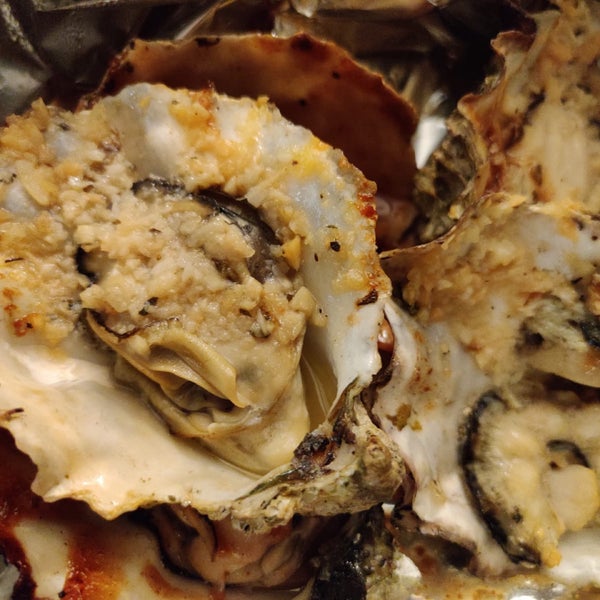 BBQ garlic oysters delicious😋