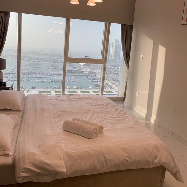 Foto scattata a Dubai Marriott Harbour Hotel &amp; Suites da Os il 2/21/2022
