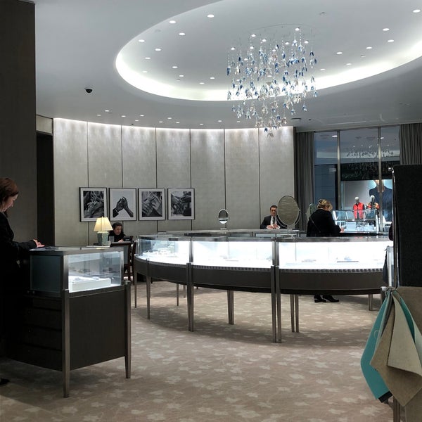 Tiffany's short best sale hills