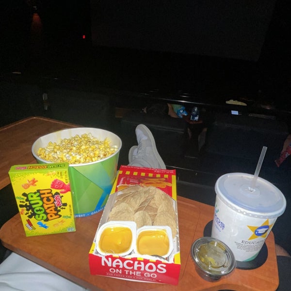 Santikos Palladium IMAX Movie Theater in San Antonio