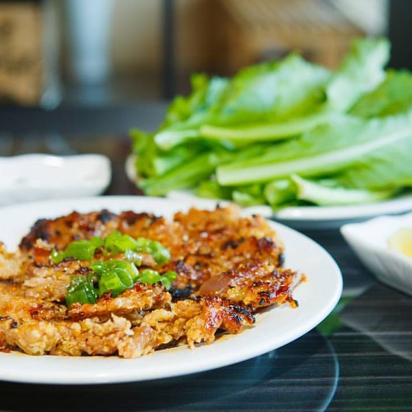 2/23/2016에 Dao T.님이 Hue Oi - Vietnamese Cuisine에서 찍은 사진