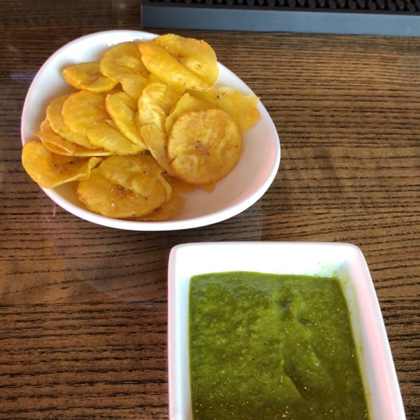 Das Foto wurde bei Mango Peruvian Cuisine von H am 9/18/2018 aufgenommen
