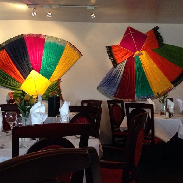 Photo taken at Tandoori&#39;s Royal Indian Cuisine by Jen P. on 4/28/2014