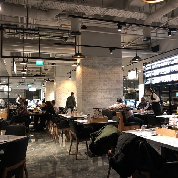 Modern & large italian restaurant; the emphase is on the home-made pasta dishes; seafood mix grill was rather tasteless; steep prices; decent service; free wi-fi; outdoor seating; street parking;