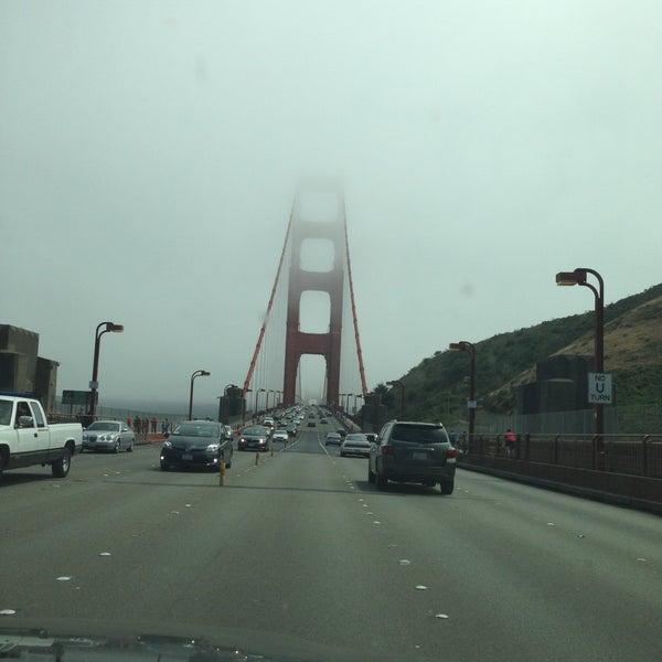 Foto tirada no(a) Ponte Golden Gate por Gwen M. em 6/9/2013