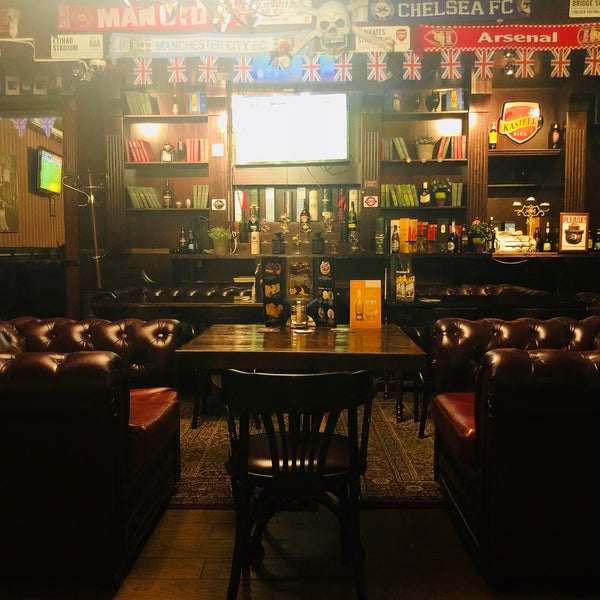 Foto tirada no(a) London Pub por Баловень Судьбы em 2/20/2018