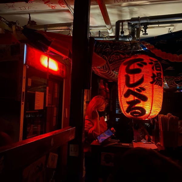 1/27/2022 tarihinde Nieki E.ziyaretçi tarafından Sake Bar Decibel'de çekilen fotoğraf