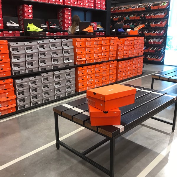 nike outlet palermo