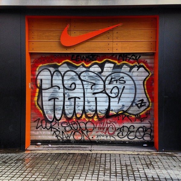 Nike Store - El Barri Gòtic - 5 tips from 1397 visitors