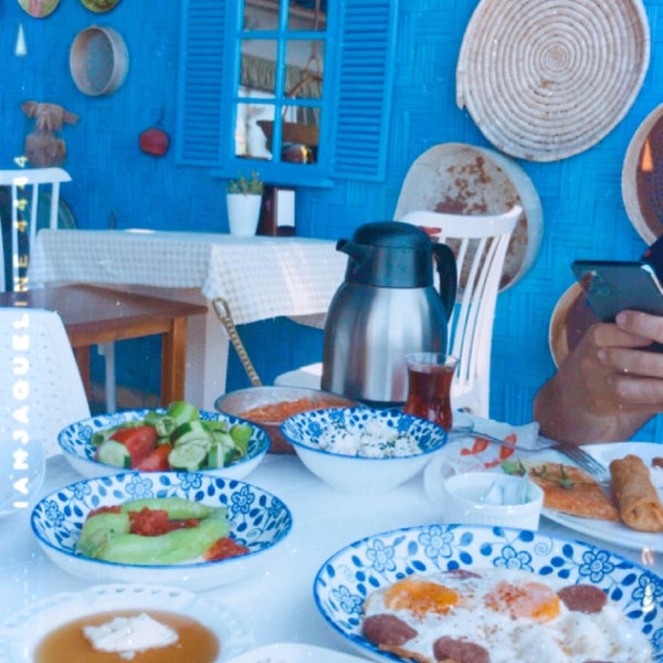 7/5/2020 tarihinde Aslı Y.ziyaretçi tarafından Hanımeller Restaurant &amp; Cafe &amp; Bar'de çekilen fotoğraf