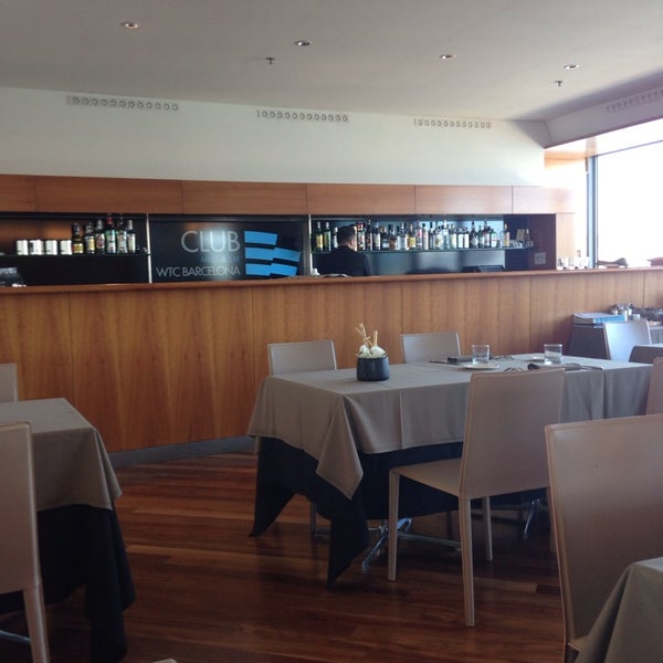 Photo taken at Restaurante WTC Club Meet&amp;Eat by Federico R. on 4/7/2014