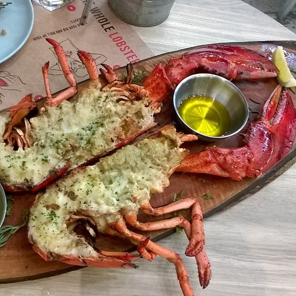 Crab and Claw (Now Closed) Seafood Restaurant in วัฒนา