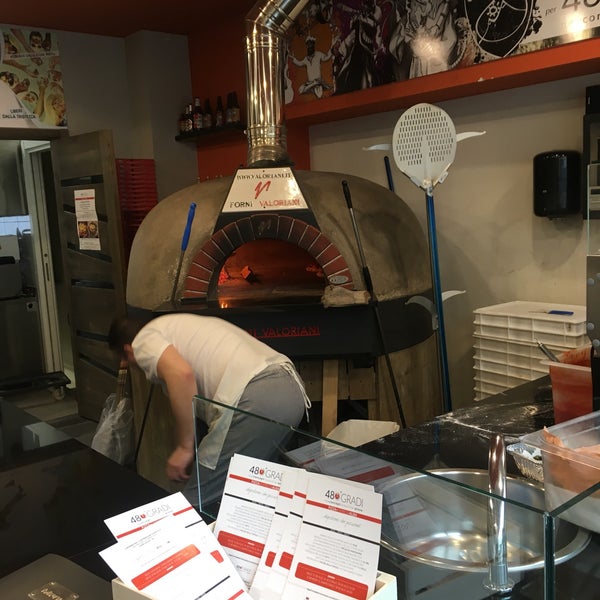 Foto tomada en 480°GRADI • New Concept Neapolitan Pizza  por Halil İ. el 1/31/2018