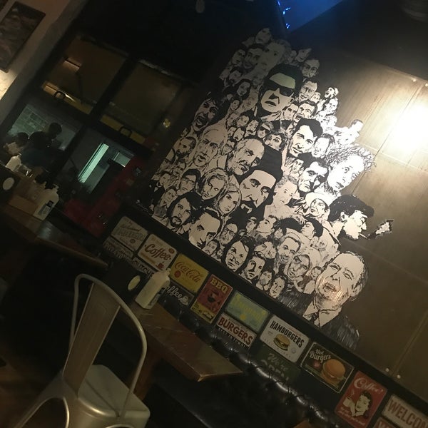 Photo taken at Ottobros Burger &amp; Cafe by Bahar K. on 10/12/2020