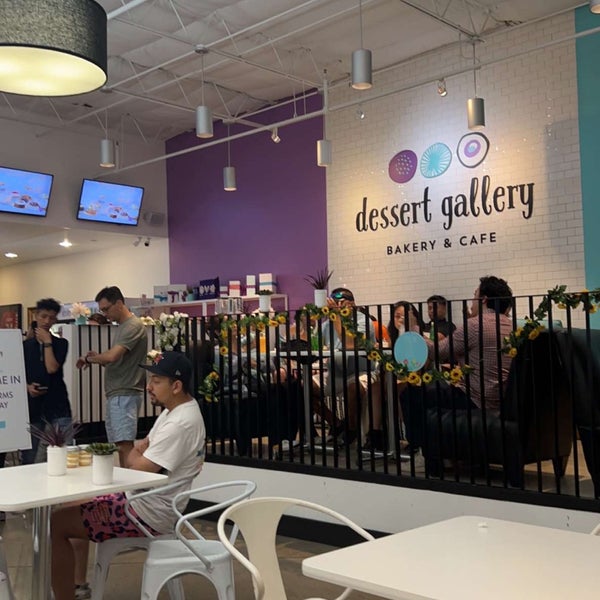 Foto tirada no(a) Dessert Gallery por Y em 5/15/2022