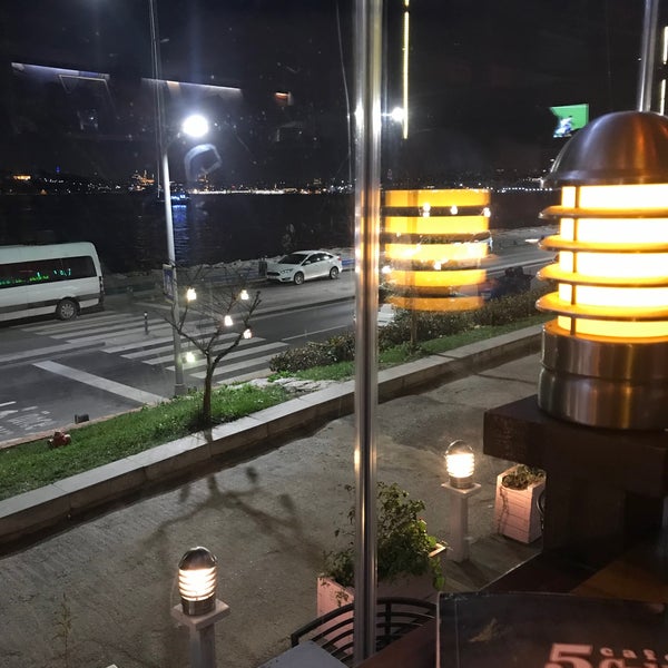 Das Foto wurde bei Cafe 5. Cadde von Yakup am 1/12/2020 aufgenommen