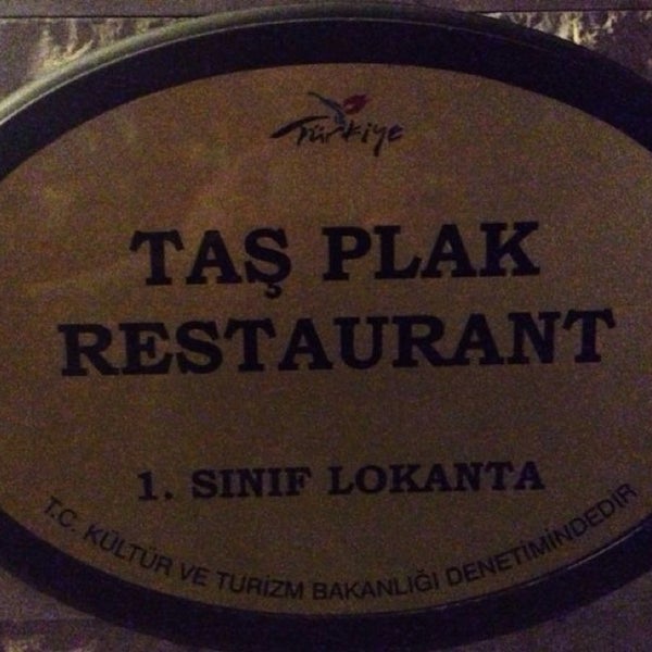 Foto tirada no(a) Taşplak Restaurant por Özgür S. em 1/30/2014